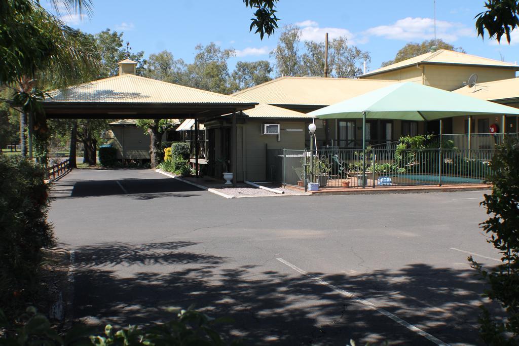 Lake Forbes Motel Exteriér fotografie